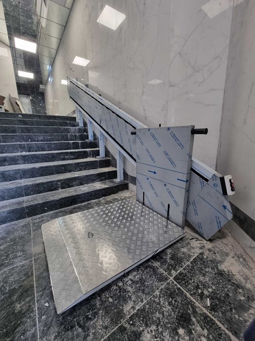 Товарни и Инвалидни платформи