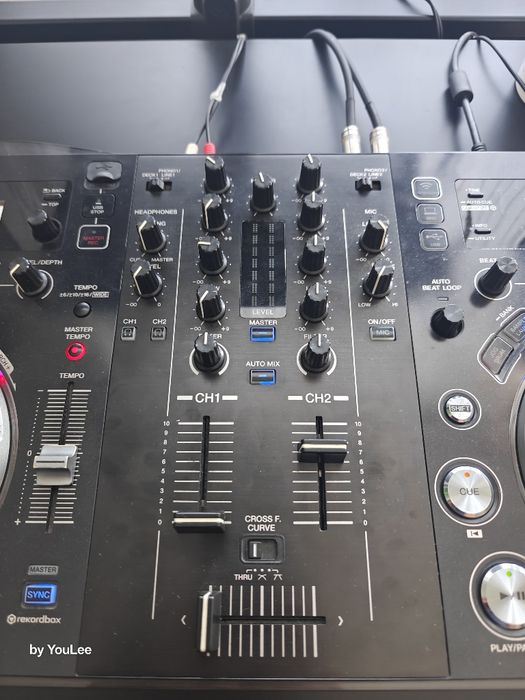 Consolă Pioneer XDJ AERO