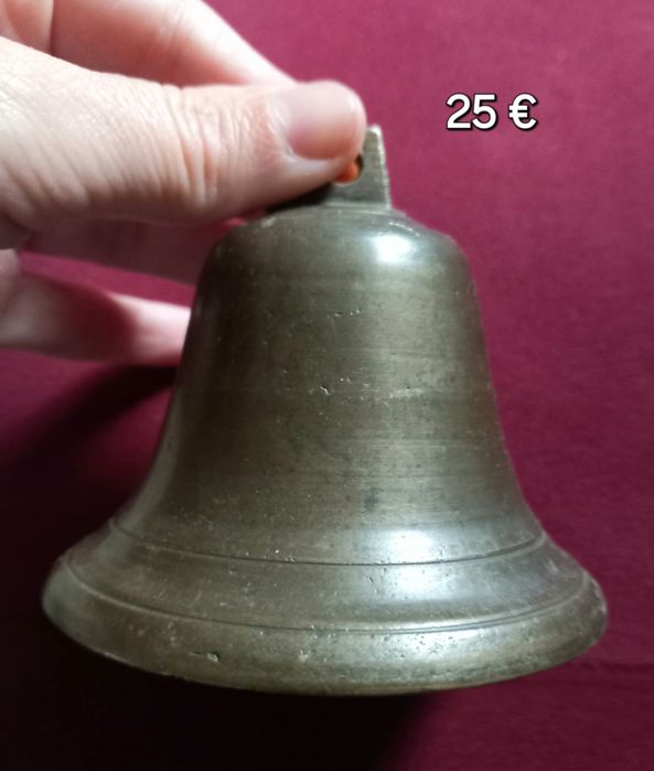 Камбани различни размери