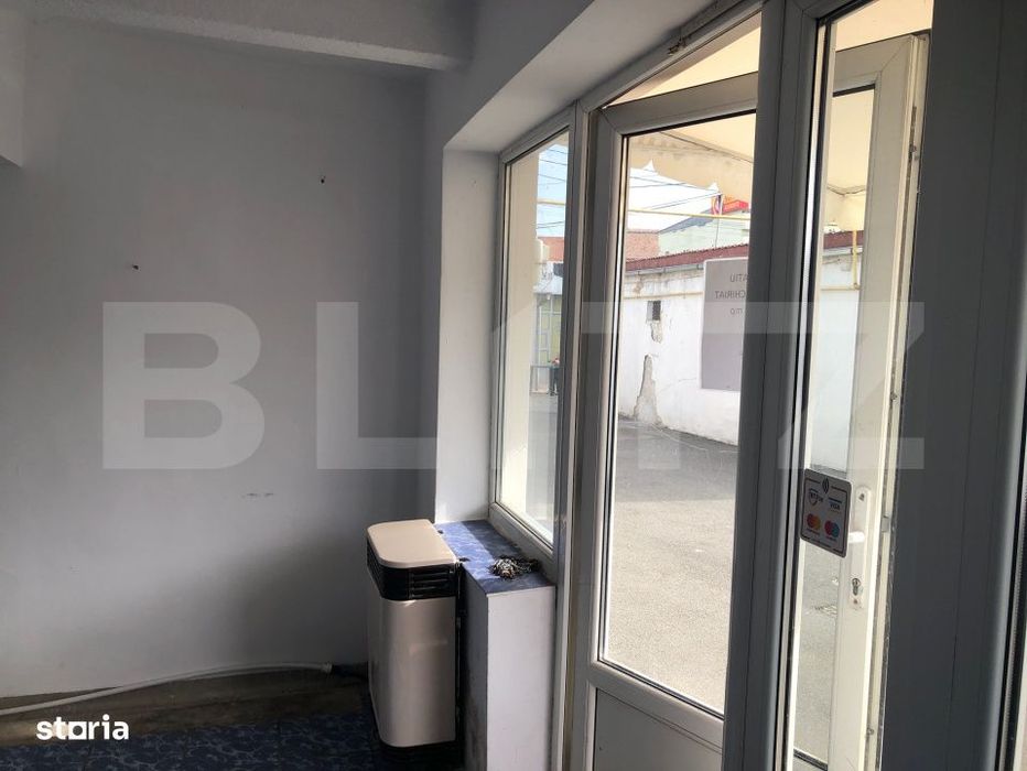 Spatiu comercial, 26 mp, zona Piata Mare