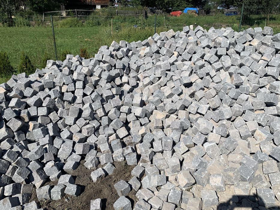 Bordura si piatra cubica direct la producatori