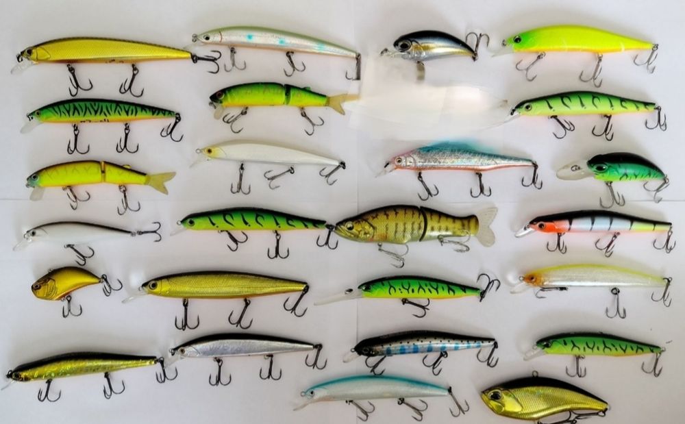 Продам воблера , приманки ,катушка для рыбалки