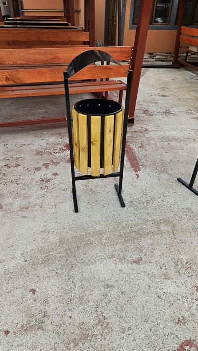 Banca parc/curte cu 8 rigle