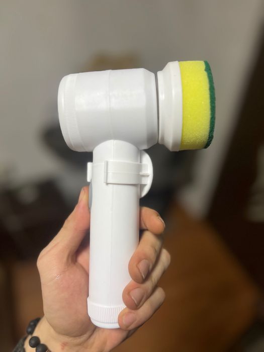 Perie electrică de curățat – grăsime, aragaz, baie