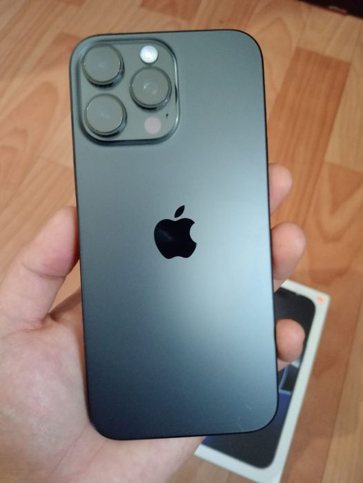 Iphone 16 pro max E sim