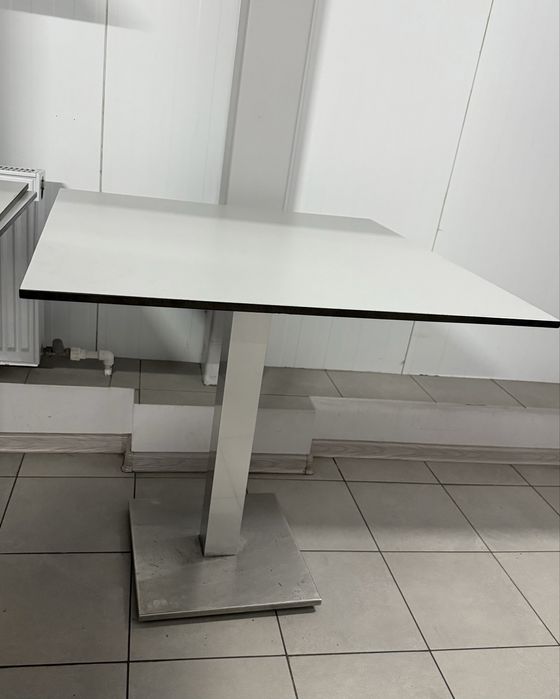 Продам мебель для кафе