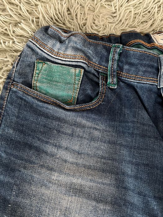 Дънки за жена. Дънки за момиче. Тинейджър.