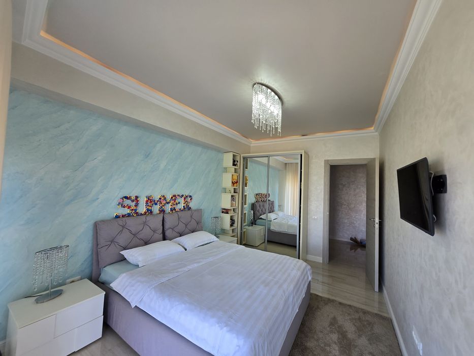 Apartament 3 camere white tower