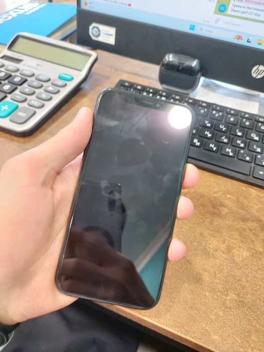 Iphone 11 pro Sotiladi