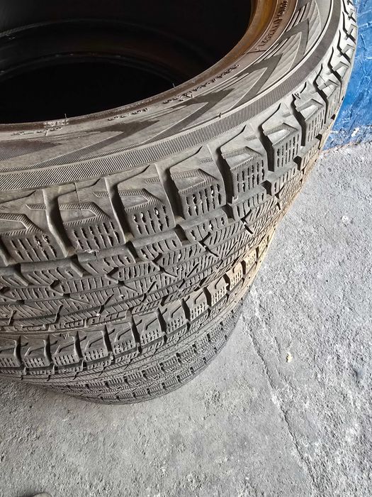 235/55 р20 комплект