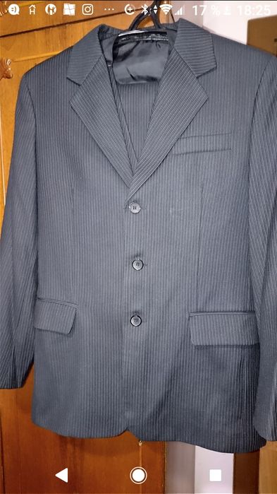 Продам мужской костюм