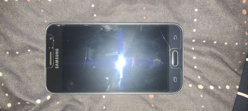 Samsung Galaxy J1 (2016)