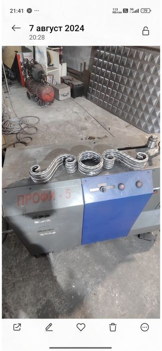 Машина за угъване на профили и плътно желязо