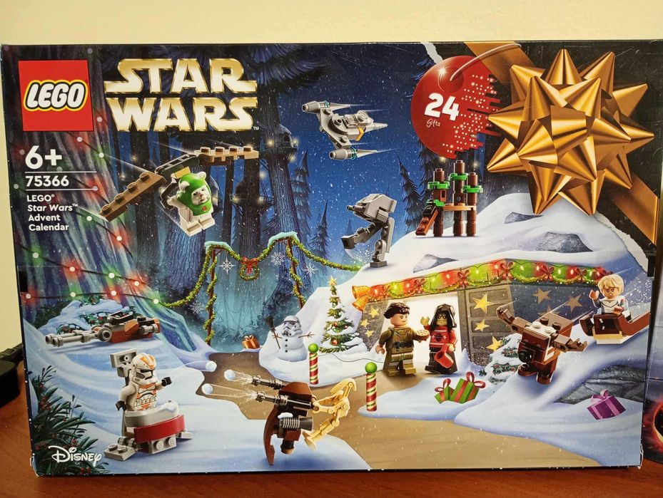 LEGO Star Wars Advent Calendar 2023 и Ghost Rider Mech & Bike