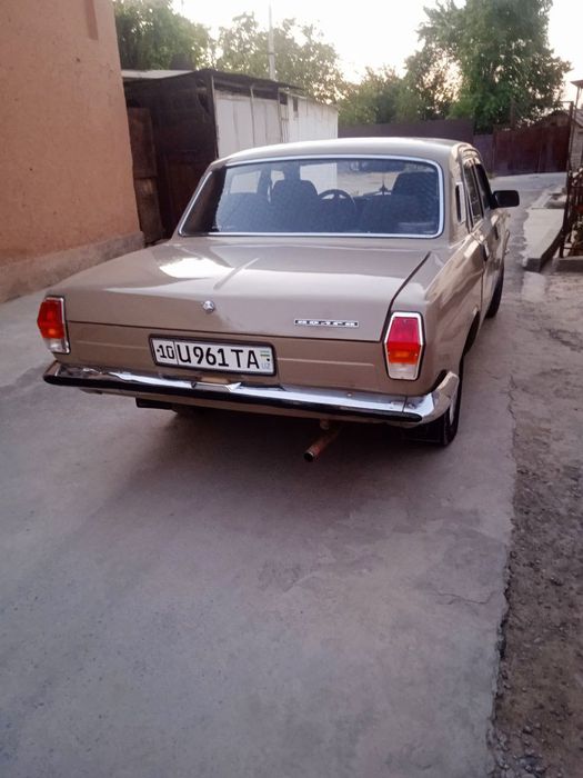 Автомобиль газ 2411