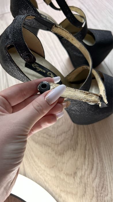 Sandale negru cu toc de 15