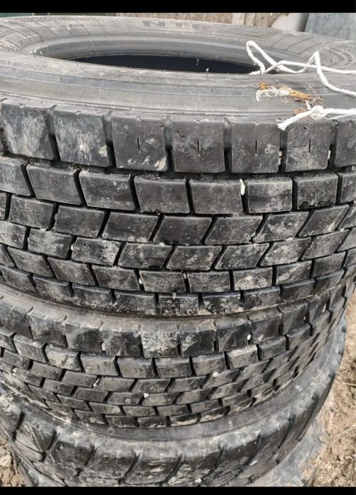 Продам грузовые шины