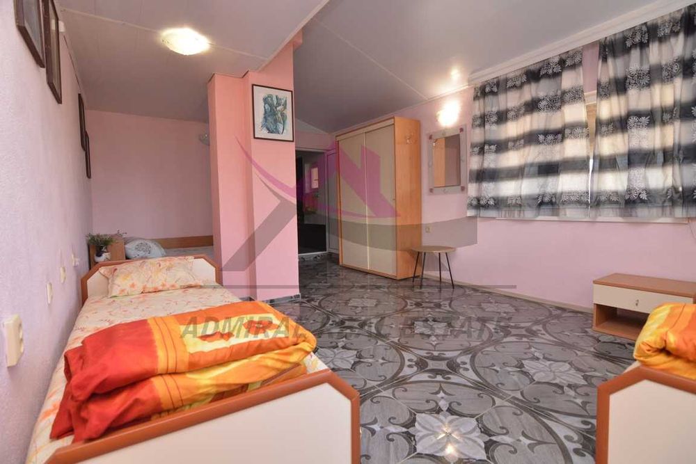 Дава се под наем Къща в с. Осеново, Област Варна - 300 кв.м за 511 € - Снимка #15