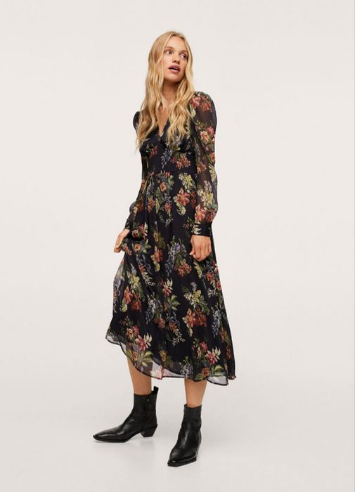 Невесомое платье от Mango