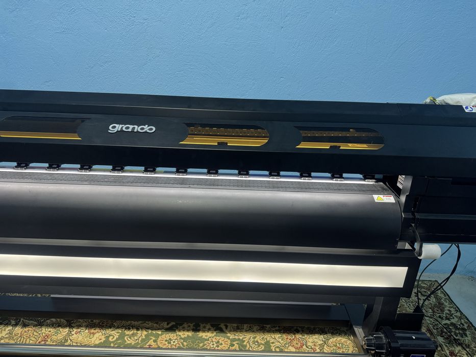 Широкоформатный УФ принтер GRANDO 1801UV