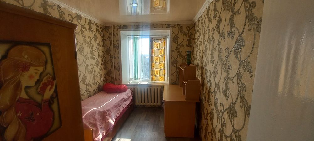 продам 3х комнатную на 3 этаже