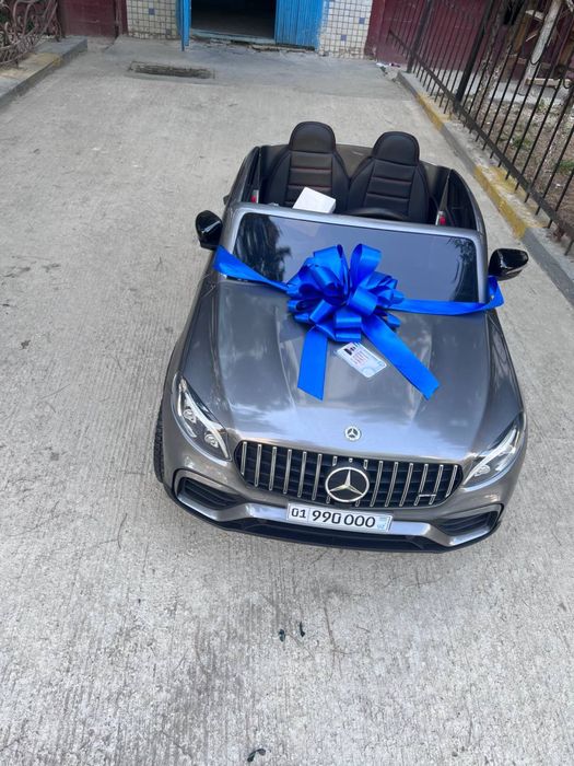 Детская машина электромобиль