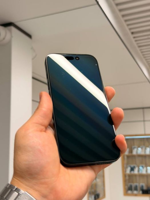 iPhone 16 Pro | 128 GB | eSIM