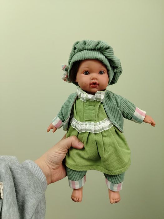 Продам кукол по 2000