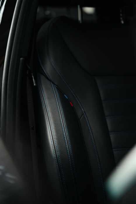 Кола под наем, лукс превоз с БМВ 340M за сватби, абитуриенски, балове. BMW M340i luxury transport