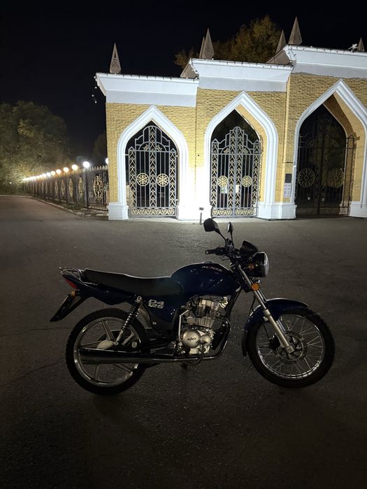 Продам мотоцикл Minsk d4 125