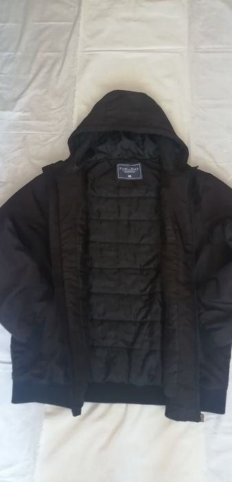 Продам мужская куртка