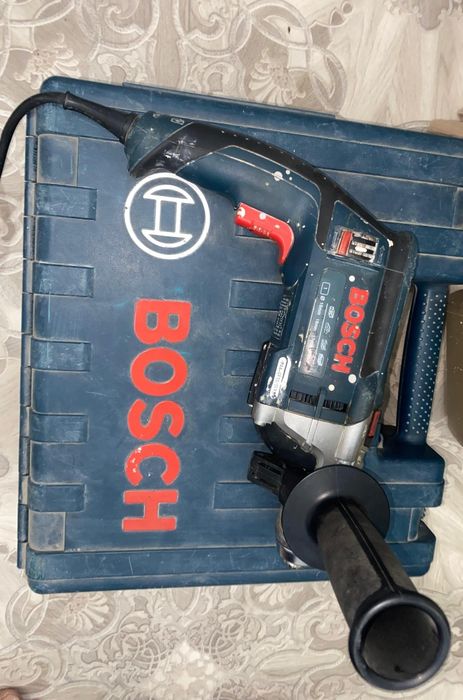 Дрель Перфоратор Bosch