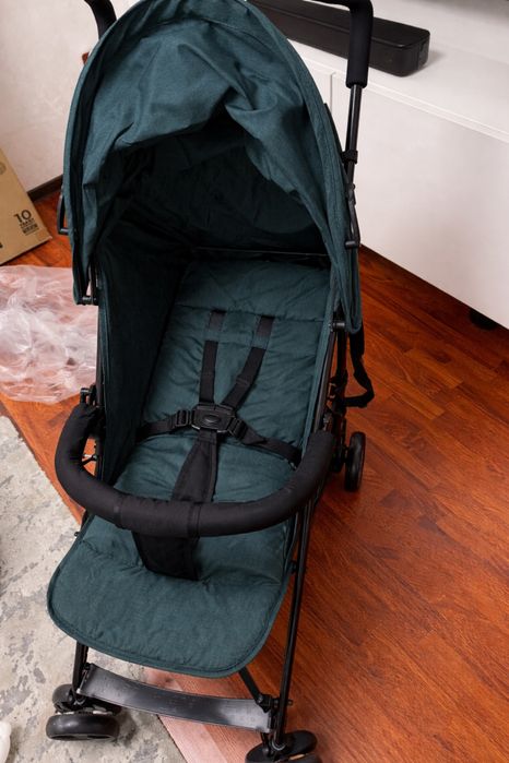 Carucior sport Kindekraft tip umbrela