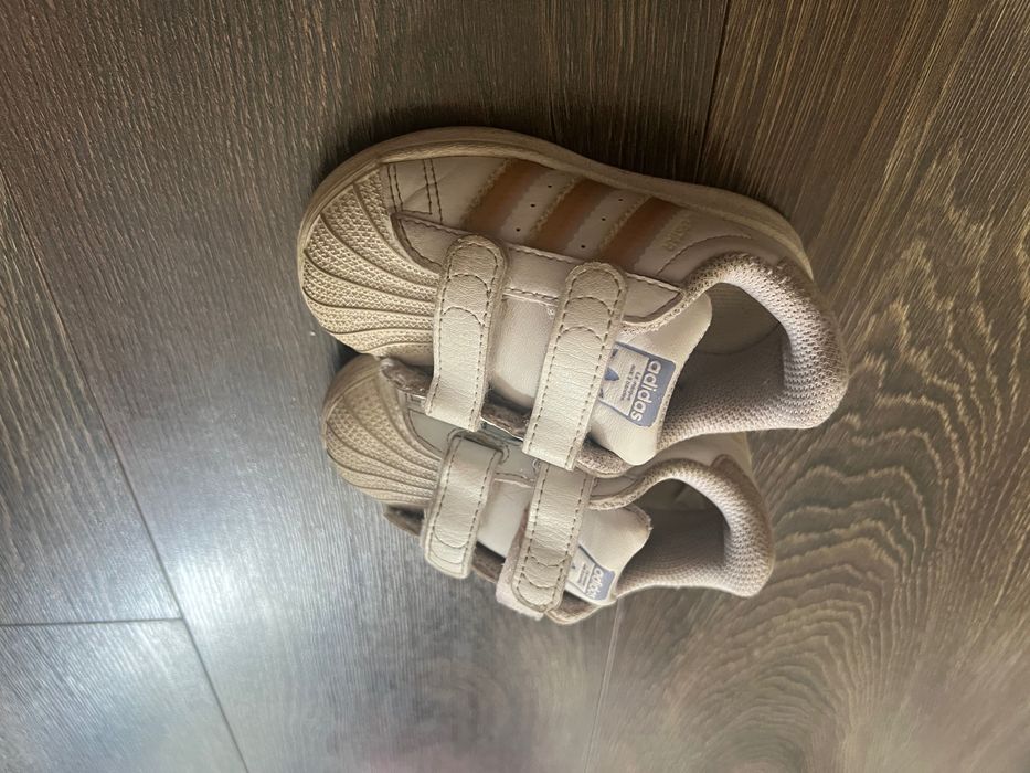 Adidași copii mărime 20