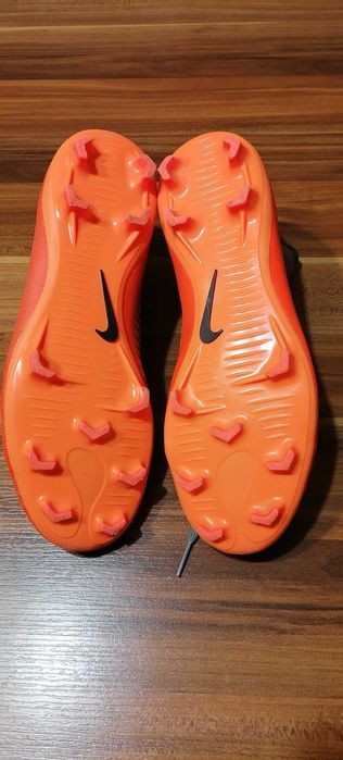 Бутонки Nike 37. 5