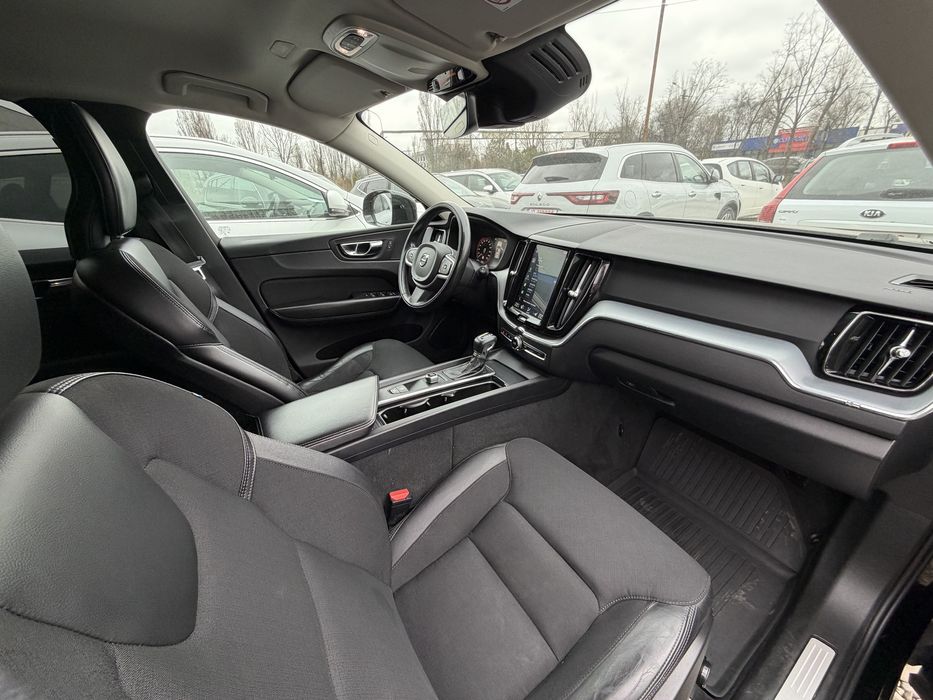 Volvo XC60 2.0D4 AWD, automat rate, garantie, istoric la zi!