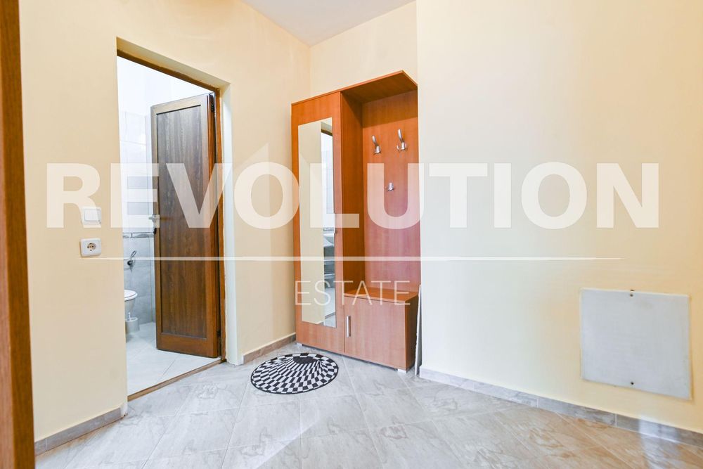 Двустаен апартамент в ж.к. Хиподрума .