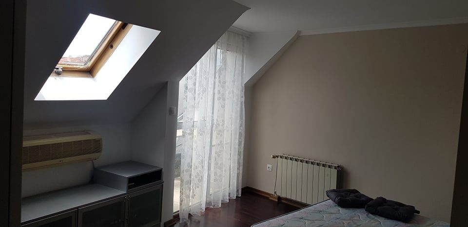 Дава се под наем Тристаен апартамент в София, Оборище - 120 кв.м за 765 € - Снимка #3