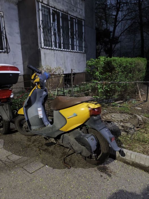 SUZUKI LETS 4S, японец