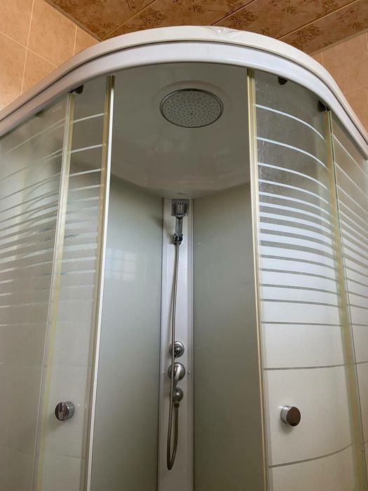 Продаётся 3× комнатная квартира с обстановкой, город Бухара