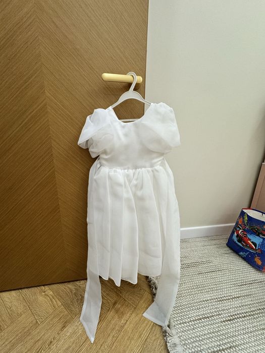 Нарядное бальное платье для девочки