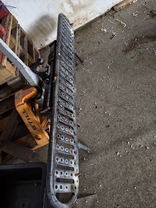 Scara Iveco Daily cu cârlig profesionala