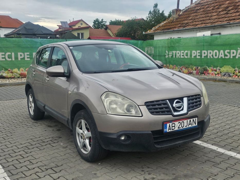Nissan Qashqai J10