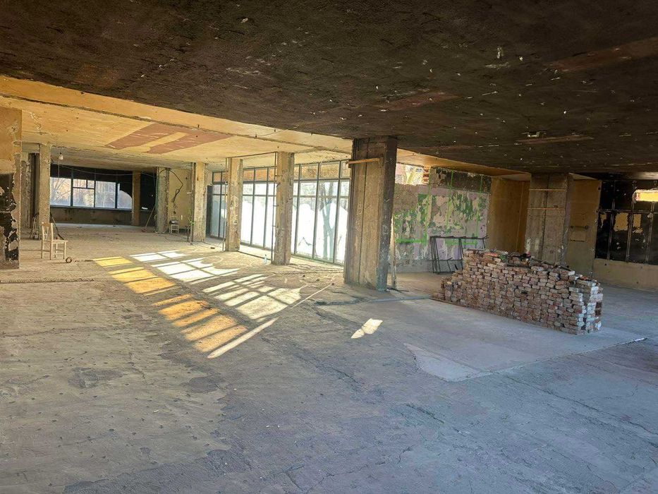 Продава се ТЪРГОВСКИ ОБЕКТ в ШИРОК ЦЕНТЪР, гр. Хасково