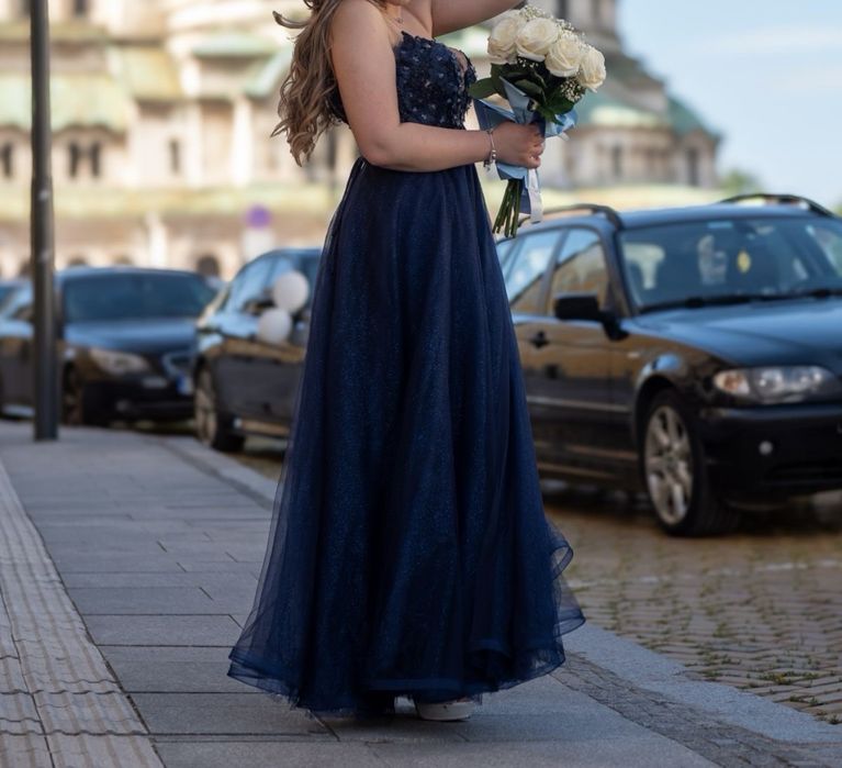 Бална рокля М размер