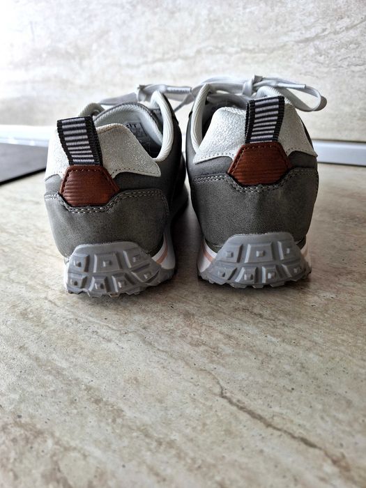 Дамски маратонки Esprit