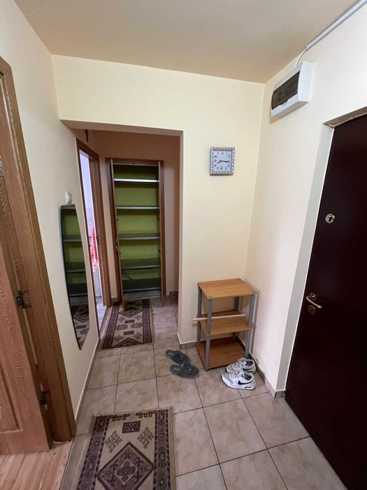 Garsoniera de inchiriat 32 mp in zona burdujeni cuza voda 2