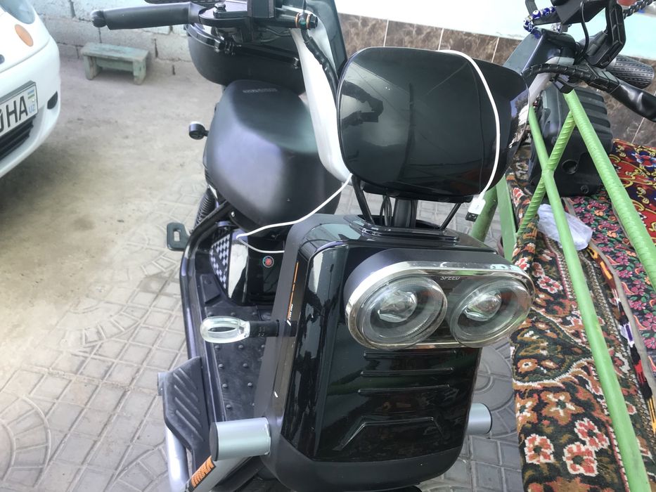 продам скутор.2025 год