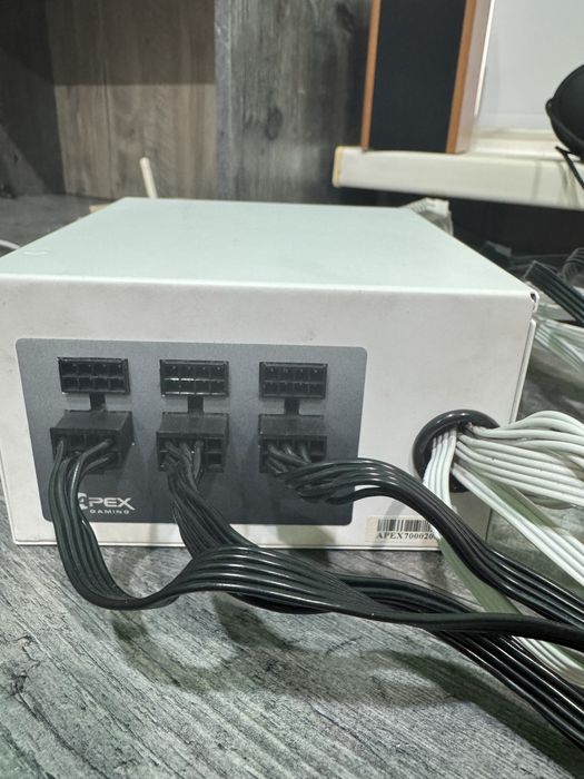 Блок питания apex gaming 700w