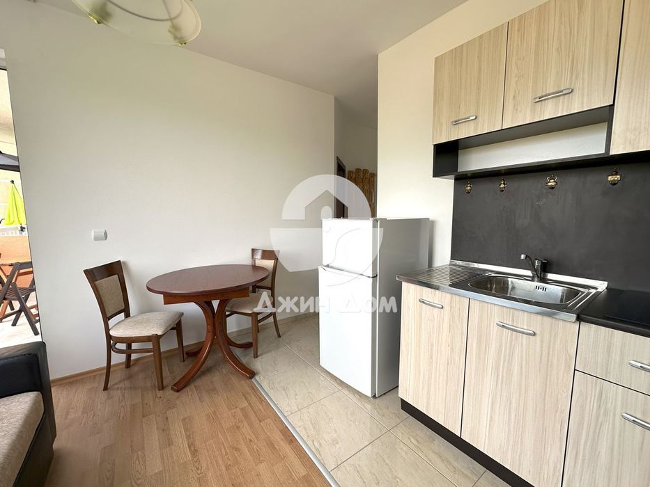 Продава се Двустаен апартамент в к.к. Слънчев бряг - 42 кв.м за 1477 €/кв.м - Снимка #2